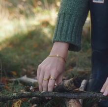 Load image into Gallery viewer, Tomine Crystal Hug Ring Stainless Steel
