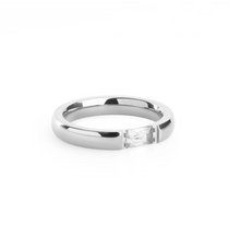 Load image into Gallery viewer, Isobel-Crystal Ring Stainless Steel
