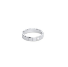 Load image into Gallery viewer, Emelyn Crystal Ring Stainless Steel
