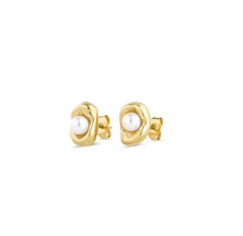 Load image into Gallery viewer, Ilse Pearl Stud Earrings Stainless Steel

