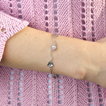 Load image into Gallery viewer, Mae Flower Bracelet Stainless Steel
