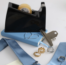 Load image into Gallery viewer, Elira Chunky Ring
