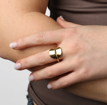 Load image into Gallery viewer, Jiselle Statement Ring Stainless Steel
