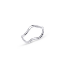 Load image into Gallery viewer, Johanna Wavy Ring Stainless Steel

