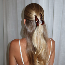 Load image into Gallery viewer, Alice Hair Clip
