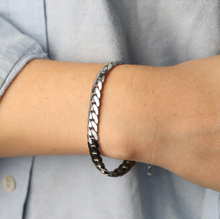 Load image into Gallery viewer, Cornelia Chain Bracelet Stainless Steel
