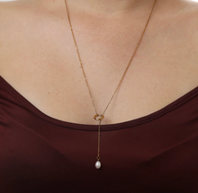 Load image into Gallery viewer, Boel Lariat Pearl Necklace Stainless Steel
