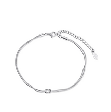 Load image into Gallery viewer, Mio Knot Chain Bracelet Stainless Steel
