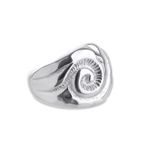 Load image into Gallery viewer, Ursula Shell Ring Stainless Steel
