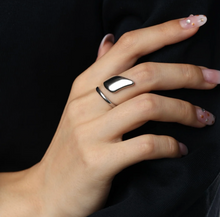 Load image into Gallery viewer, Ban Sculptural Wrap Ring
