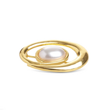 Load image into Gallery viewer, Morgana Pearl Brooch

