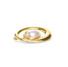 Load image into Gallery viewer, Morgana Pearl Brooch
