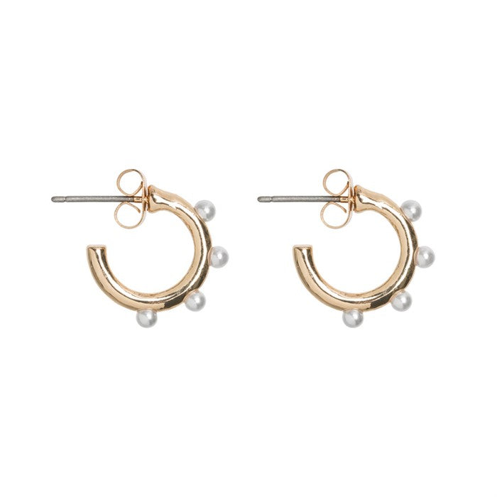 Small Hoops with Pearls Outside