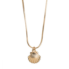 Load image into Gallery viewer, Mermaid Shell Necklace
