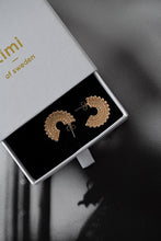 Load image into Gallery viewer, RIYA - ORIENTAL STUD EARRINGS
