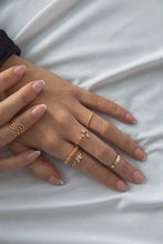 Load image into Gallery viewer, LEAH - WHITE CRYSTAL leaf ring
