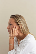 Load image into Gallery viewer, MAYA - CHUNKY CHAIN CRYSTAL WHITE RING
